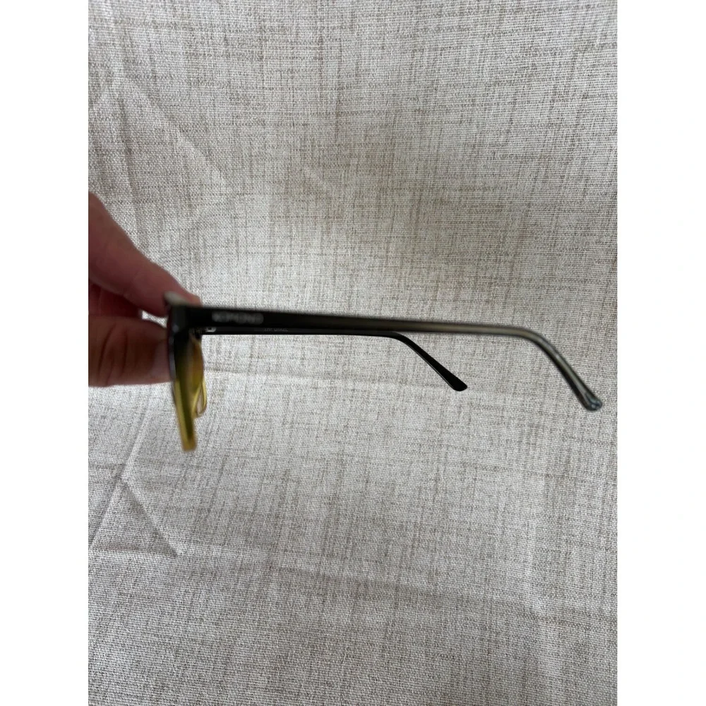 Komono Sunglasses Unisex OS Black Yellow New UV400 Gradient Round Frame Eyewear
